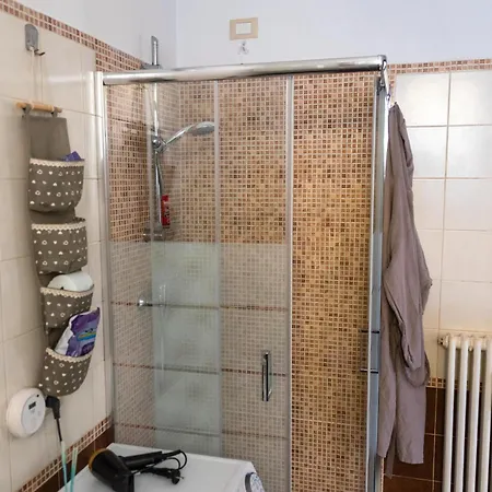 Al Borgo Di Cristina&stefano Oltretorrente Universita', Ospedale Maggiore Daire