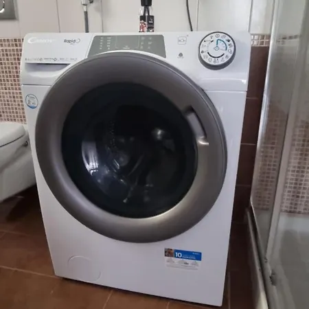 Apartment Al Borgo Di Cristina&stefano Oltretorrente Universita', Ospedale Maggiore